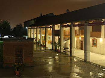 Гостевой дом Cascina Maggia Брешия Экстерьер фото